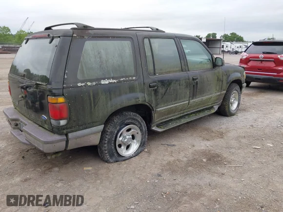 ✅ 1996 Ford Explorer XL • VIN: 1FMDU34X7TZB67613 • Лот: 42513644. Опубліковано раніше на IAAI з пробігом 169 502 миль. Безкоштовний доступ до архіву аукціонних продажів зі США та докладний звіт про історію автомобіля на DreamBid. Зображення 4.