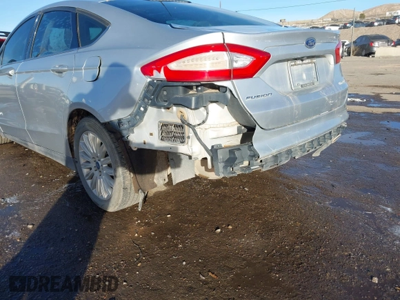 ✅ 2015 Ford Fusion S Hybrid • VIN: 3FA6P0UU6FR170364 • Lot: 44057642. Wystawiony na IAAI z przebiegiem 241 017 mil. Bezpłatny archiwum sprzedaży aukcyjnych z USA i szczegółowy raport historii pojazdu na DreamBid. Zdjęcie 6.