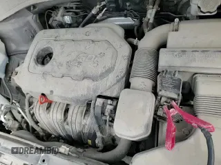 ✅ 2019 Kia Sorento L • VIN: 5XYPG4A37KG519778 • Lot: 70555595. Listed on Copart with 56,573 mi. Free auction sales archive from the USA and detailed vehicle history report at DreamBid. Image 17.