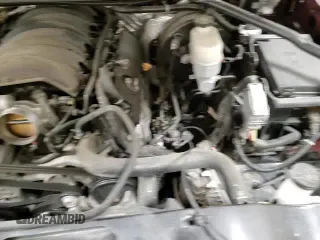 ✅ 2017 GMC Yukon XL Denali • VIN: 1GKS2HKJ2HR119705 • Lot: 70744035. Wystawiony na Copart z przebiegiem 127 293 mil. Bezpłatny archiwum sprzedaży aukcyjnych z USA i szczegółowy raport historii pojazdu na DreamBid. Zdjęcie 15.