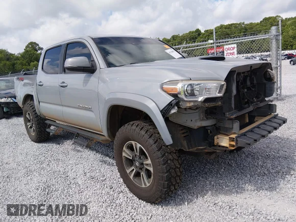 ✅ 2018 Toyota Tacoma TRD Off Road • VIN: 3TMCZ5AN8JM148034 • Лот: 45130871. Опубліковано раніше на IAAI з пробігом 114 574 миль. Безкоштовний доступ до архіву аукціонних продажів зі США та докладний звіт про історію автомобіля на DreamBid. Зображення 1.