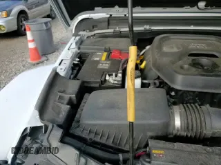 ✅ 2021 Jeep Wrangler Unlimited Sahara • VIN: 1C4JJXP63MW822105 • Lot: 90067545. Wystawiony na Copart z przebiegiem 45 038 mil. Bezpłatny archiwum sprzedaży aukcyjnych z USA i szczegółowy raport historii pojazdu na DreamBid. Zdjęcie 14.