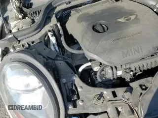 ✅ 2017 MINI Hardtop 4 Door Cooper • VIN: WMWXU1C50H2E18218 • Lot: 70439725. Wystawiony na Copart z przebiegiem 51 633 mil. Bezpłatny archiwum sprzedaży aukcyjnych z USA i szczegółowy raport historii pojazdu na DreamBid. Zdjęcie 15.