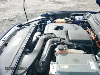 ✅ 2016 Ford Fusion Titanium • VIN: 3FA6P0SU5GR283694 • Lot: 42997820. Listed on IAAI with 135,775 mi. Free auction sales archive from the USA and detailed vehicle history report at DreamBid. Image 20.