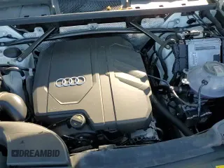 ✅ 2023 Audi Q5 Premium • VIN: WA1ABAFYXP2180968 • Lot: 81340835. Wystawiony na Copart z przebiegiem 11 537 mil. Bezpłatny archiwum sprzedaży aukcyjnych z USA i szczegółowy raport historii pojazdu na DreamBid. Zdjęcie 17.