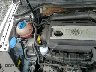 ✅ 2017 Volkswagen CC Sport • VIN: WVWKP7AN0HE503257 • Lot: 67771685. Listed on Copart with 67,569 mi. Free auction sales archive from the USA and detailed vehicle history report at DreamBid. Image 13.