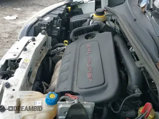 ✅ 2016 Ram ProMaster City Cargo Tradesman SLT • VIN: ZFBERFBT3G6B49361 • Lot: 42746472. Wystawiony na IAAI z przebiegiem 120 159 mil. Bezpłatny archiwum sprzedaży aukcyjnych z USA i szczegółowy raport historii pojazdu na DreamBid. Zdjęcie 19.