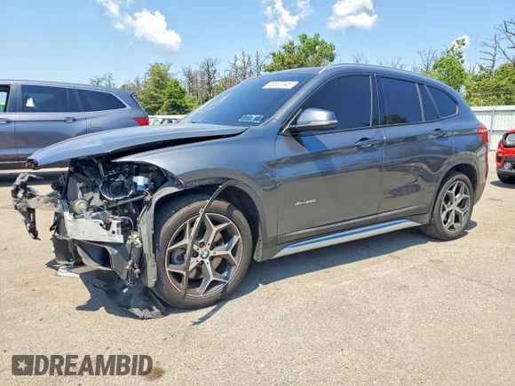 ✅ 2016 BMW X1 xDrive28i • VIN: WBXHT3C37G5F64099 • Lot: 58537046. Wystawiony na Copart z przebiegiem 150 466 mil. Bezpłatny archiwum sprzedaży aukcyjnych z USA i szczegółowy raport historii pojazdu na DreamBid. Zdjęcie 1.