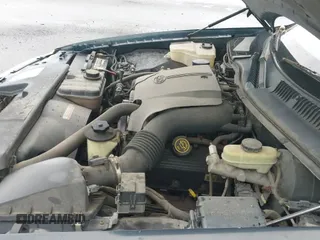 ✅ 2000 Lincoln Town Car Executive • VIN: 1LNHM81WXYY808762 • Lot: 43272527. Wystawiony na IAAI z przebiegiem 158 219 mil. Bezpłatny archiwum sprzedaży aukcyjnych z USA i szczegółowy raport historii pojazdu na DreamBid. Zdjęcie 12.