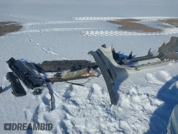 ✅ 2010 Toyota 4Runner SR5 • VIN: JTEBU5JR1A5010737 • Lot: 44233964. Wystawiony na IAAI z przebiegiem 225 680 mil. Bezpłatny archiwum sprzedaży aukcyjnych z USA i szczegółowy raport historii pojazdu na DreamBid. Zdjęcie 12.