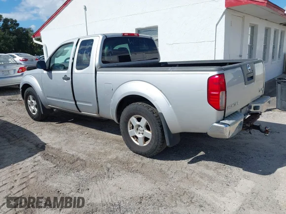 ✅ 2006 Nissan Frontier SE • VIN: 1N6AD06W86C444980 • Lot: 43485098. Wystawiony na IAAI z przebiegiem 258 249 mil. Bezpłatny archiwum sprzedaży aukcyjnych z USA i szczegółowy raport historii pojazdu na DreamBid. Zdjęcie 3.