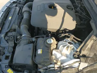 ✅ 2017 Jaguar XE 25t Premium • VIN: SAJAD4BG0HA957939 • Лот: 42340907. Опубликован ранее на IAAI с пробегом 99 448 миль. Бесплатный доступ к архиву аукционных продаж из США и подробный отчёт об истории автомобиля на DreamBid. Изображение 19.