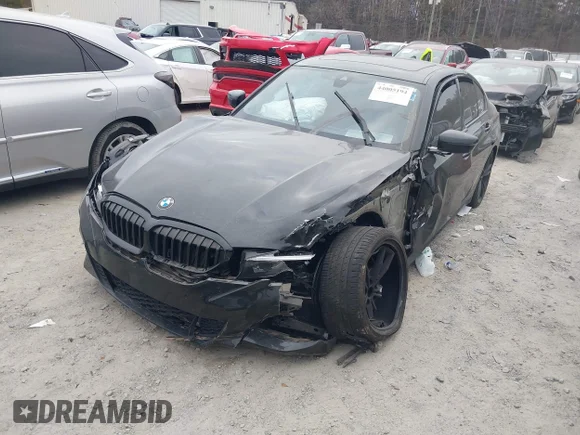 ✅ 2022 BMW 3 Series 330i • VIN: 3MW5R1J04N8C49587 • Lot: 44005194. Wystawiony na IAAI z przebiegiem 87 376 mil. Bezpłatny archiwum sprzedaży aukcyjnych z USA i szczegółowy raport historii pojazdu na DreamBid. Zdjęcie 2.