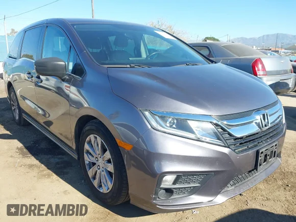 ✅ 2020 Honda Odyssey LX • VIN: 5FNRL6H29LB021734 • Lot: 43922955. Wystawiony na IAAI z przebiegiem 76 789 mil. Bezpłatny archiwum sprzedaży aukcyjnych z USA i szczegółowy raport historii pojazdu na DreamBid. Zdjęcie 1.