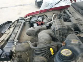 ✅ 2006 Ford F-250 • VIN: 1FDNF20546EB72258 • Lot: 43568332. Wystawiony na IAAI z przebiegiem 240 545 mil. Bezpłatny archiwum sprzedaży aukcyjnych z USA i szczegółowy raport historii pojazdu na DreamBid. Zdjęcie 20.