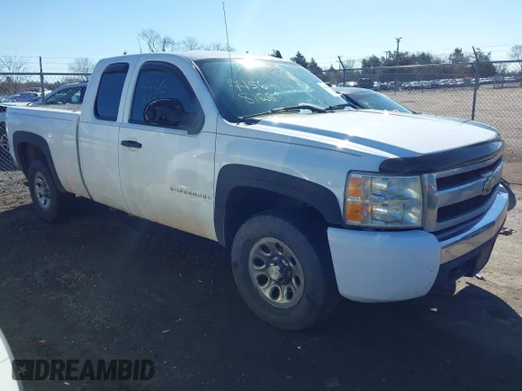 ✅ 2008 Chevrolet Silverado 1500 Work Truck • VIN: 1GCEK19C48Z243613 • Lot: 44568126. Wystawiony na IAAI z przebiegiem 288 838 mil. Bezpłatny archiwum sprzedaży aukcyjnych z USA i szczegółowy raport historii pojazdu na DreamBid. Zdjęcie 1.