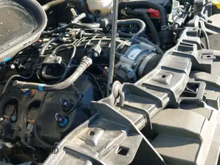 ✅ 2025 Ford Transit Passenger XLT • VIN: 1FBAX2YG8SKA05469 • Lot: 43739749. Wystawiony na IAAI z przebiegiem 34 684 mil. Bezpłatny archiwum sprzedaży aukcyjnych z USA i szczegółowy raport historii pojazdu na DreamBid. Zdjęcie 20.