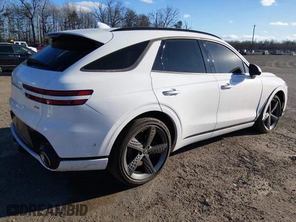 ✅ 2023 Genesis GV70 2.5T • VIN: KMUMADTB3PU116912 • Lot: 44019809. Wystawiony na IAAI z przebiegiem 36 355 mil. Bezpłatny archiwum sprzedaży aukcyjnych z USA i szczegółowy raport historii pojazdu na DreamBid. Zdjęcie 4.