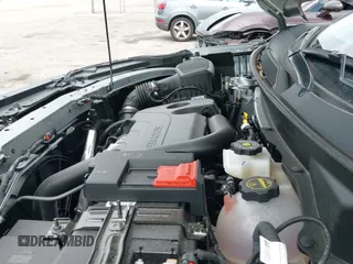 ✅ 2025 Chevrolet Equinox FWD LT • VIN: 3GNAXHEG8SL236235 • Lot: 42771842. Wystawiony na IAAI z przebiegiem 2 227 mil. Bezpłatny archiwum sprzedaży aukcyjnych z USA i szczegółowy raport historii pojazdu na DreamBid. Zdjęcie 19.