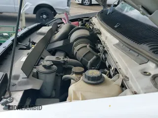 ✅ 2012 Ford Econoline Cargo Commercial • VIN: 1FTNE1EW8CDB23763 • Lot: 43596187. Wystawiony na IAAI z przebiegiem 188 259 mil. Bezpłatny archiwum sprzedaży aukcyjnych z USA i szczegółowy raport historii pojazdu na DreamBid. Zdjęcie 12.