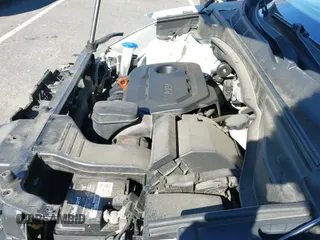 ✅ 2017 Hyundai Santa Fe 2.4L • VIN: 5NMZUDLB9HH031274 • Lot: 43485747. Listed on IAAI with 83,509 mi. Free auction sales archive from the USA and detailed vehicle history report at DreamBid. Image 21.