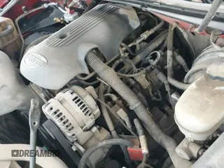 ✅ 2005 Chevrolet Silverado 1500 LT • VIN: 2GCEC13T651198653 • Lot: 41576300. Wystawiony na IAAI z przebiegiem 183 060 mil. Bezpłatny archiwum sprzedaży aukcyjnych z USA i szczegółowy raport historii pojazdu na DreamBid. Zdjęcie 22.