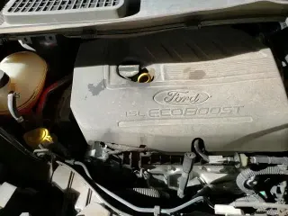 ✅ 2017 Ford Escape SE • VIN: 1FMCU0GD6HUE55011 • Lot: 92855355. Wystawiony na Copart z przebiegiem 84 785 mil. Bezpłatny archiwum sprzedaży aukcyjnych z USA i szczegółowy raport historii pojazdu na DreamBid. Zdjęcie 13.