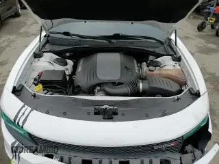 ✅ 2020 Dodge Charger R/T • VIN: 2C3CDXCT6LH208582 • Lot: 86597875. Wystawiony na Copart z przebiegiem 71 311 mil. Bezpłatny archiwum sprzedaży aukcyjnych z USA i szczegółowy raport historii pojazdu na DreamBid. Zdjęcie 15.