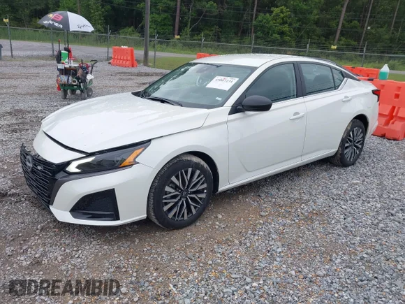 ✅ 2026 Nissan Altima SV • VIN: 1N4BL4DW9TN318654 • Lot: 45007231. Wystawiony na IAAI z przebiegiem 2 370 mil. Bezpłatny archiwum sprzedaży aukcyjnych z USA i szczegółowy raport historii pojazdu na DreamBid. Zdjęcie 2.