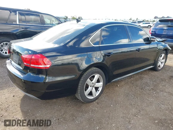 ✅ 2013 Volkswagen Passat SE • VIN: 1VWBP7A34DC051847 • Lot: 45031220. Wystawiony na IAAI z przebiegiem 135 081 mil. Bezpłatny archiwum sprzedaży aukcyjnych z USA i szczegółowy raport historii pojazdu na DreamBid. Zdjęcie 4.