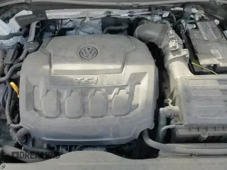 ✅ 2019 Volkswagen Tiguan SE • VIN: 3VV2B7AX5KM199586 • Лот: 80807975. Опубликован ранее на Copart с пробегом 75 558 миль. Бесплатный доступ к архиву аукционных продаж из США и подробный отчёт об истории автомобиля на DreamBid. Изображение 13.