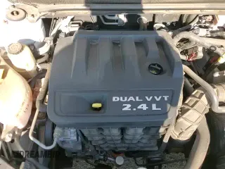 ✅ 2014 Dodge Avenger SE • VIN: 1C3CDZAB4EN170284 • Лот: 82670414. Опубликован ранее на Copart с пробегом 128 037 миль. Бесплатный доступ к архиву аукционных продаж из США и подробный отчёт об истории автомобиля на DreamBid. Изображение 13.