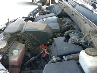 ✅ 2019 Toyota Highlander SE • VIN: 5TDKZRFH5KS314744 • Лот: 43087973. Опубликован ранее на IAAI с пробегом 109 114 миль. Бесплатный доступ к архиву аукционных продаж из США и подробный отчёт об истории автомобиля на DreamBid. Изображение 19.