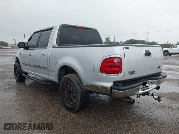 ✅ 2002 Ford F-150 XLT • VIN: 1FTRW07632KC54499 • Lot: 45227066. Listed on IAAI with 283,906 mi. Free auction sales archive from the USA and detailed vehicle history report at DreamBid. Image 3.