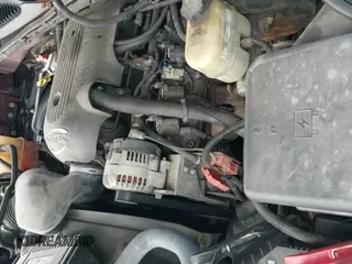 2002 Chevrolet Silverado 1500 LS z VIN 1GCEK14V02Z331249, wystawiony jako IAAI lot #42352384 z przebiegiem 232 697 mil mil oraz . Historia ofert i sprzedaży dostępna na DreamBid. Obrazek 24.