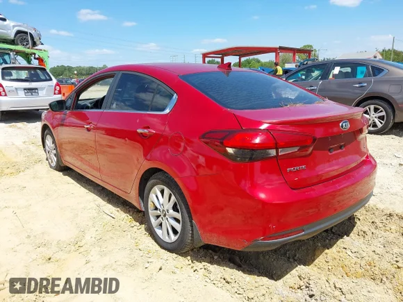 ✅ 2017 Kia Forte LX • VIN: 3KPFL4A71HE062014 • Lot: 44913508. Wystawiony na IAAI z przebiegiem 110 275 mil. Bezpłatny archiwum sprzedaży aukcyjnych z USA i szczegółowy raport historii pojazdu na DreamBid. Zdjęcie 3.