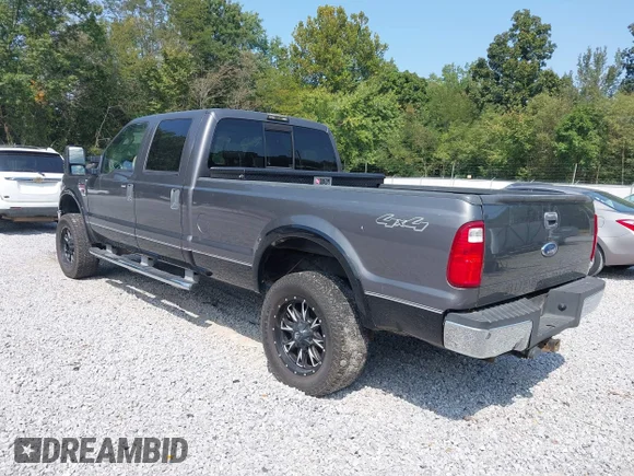 ✅ 2008 Ford F-250 XL • VIN: 1FTSW21R38EC45101 • Lot: 43195052. Wystawiony na IAAI z przebiegiem 240 000 mil. Bezpłatny archiwum sprzedaży aukcyjnych z USA i szczegółowy raport historii pojazdu na DreamBid. Zdjęcie 3.