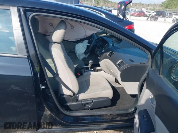 ✅ 2013 Honda Civic LX • VIN: 19XFB2F51DE238696 • Lot: 44061824. Wystawiony na IAAI z przebiegiem 123 112 mil. Bezpłatny archiwum sprzedaży aukcyjnych z USA i szczegółowy raport historii pojazdu na DreamBid. Zdjęcie 5.