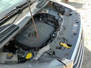 ✅ 2018 Ford Escape SE • VIN: 1FMCU9GD1JUA29947 • Лот: 80582875. Опубликован ранее на Copart с пробегом 109 971 миль. Бесплатный доступ к архиву аукционных продаж из США и подробный отчёт об истории автомобиля на DreamBid. Изображение 16.