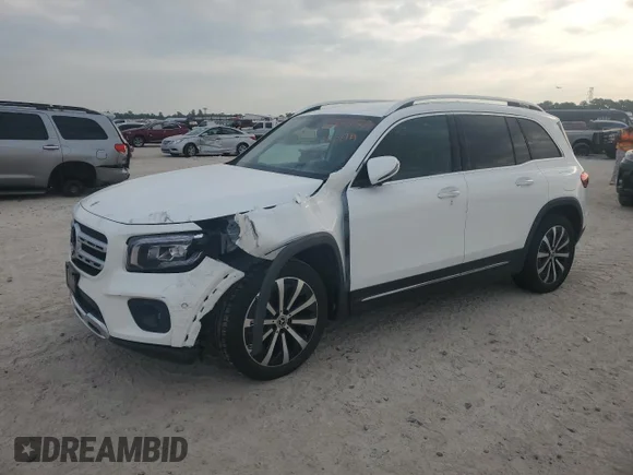 ✅ 2022 Mercedes-Benz GLB 250 • VIN: W1N4M4GBXNW194490 • Lot: 68619774. Wystawiony na Copart z przebiegiem 11 956 mil. Bezpłatny archiwum sprzedaży aukcyjnych z USA i szczegółowy raport historii pojazdu na DreamBid. Zdjęcie 1.