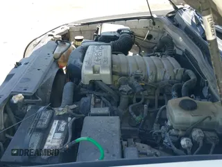 ✅ 2003 Toyota 4Runner SR5 • VIN: JTEZT14R830013883 • Lot: 42004352. Listed on IAAI with 206,730 mi. Free auction sales archive from the USA and detailed vehicle history report at DreamBid. Image 14.