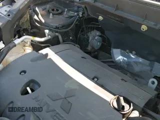 ✅ 2016 Mitsubishi Outlander ES • VIN: JA4AR3AWXGZ042500 • Lot: 42608671. Wystawiony na IAAI z przebiegiem 95 522 mil. Bezpłatny archiwum sprzedaży aukcyjnych z USA i szczegółowy raport historii pojazdu na DreamBid. Zdjęcie 22.