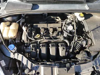 ✅ 2017 Ford Focus SE • VIN: 1FADP3F20HL253634 • Лот: 84186575. Опубликован ранее на Copart с пробегом 127 908 миль. Бесплатный доступ к архиву аукционных продаж из США и подробный отчёт об истории автомобиля на DreamBid. Изображение 13.