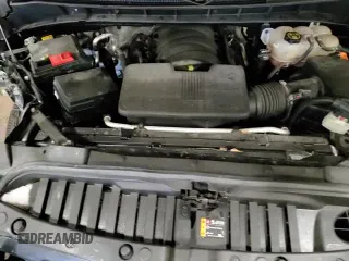 ✅ 2020 Chevrolet Silverado 1500 Custom • VIN: 1GCRYBEF7LZ238758 • Lot: 86346024. Wystawiony na Copart z przebiegiem 81 573 mil. Bezpłatny archiwum sprzedaży aukcyjnych z USA i szczegółowy raport historii pojazdu na DreamBid. Zdjęcie 16.