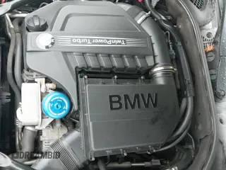 ✅ 2015 BMW 5 Series 535i xDrive • VIN: WBA5B3C59FD543144 • Lot: 43332204. Wystawiony na IAAI z przebiegiem 136 876 mil. Bezpłatny archiwum sprzedaży aukcyjnych z USA i szczegółowy raport historii pojazdu na DreamBid. Zdjęcie 19.