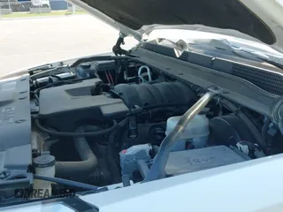 ✅ 2019 GMC Yukon XL Denali • VIN: 1GKS2HKJ3KR260113 • Lot: 43009420. Wystawiony na IAAI z przebiegiem 128 148 mil. Bezpłatny archiwum sprzedaży aukcyjnych z USA i szczegółowy raport historii pojazdu na DreamBid. Zdjęcie 19.