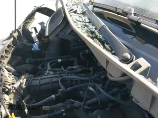 ✅ 2017 Ford Transit Cargo • VIN: 1FTYE1CG4HKA88456 • Lot: 42043008. Wystawiony na IAAI z przebiegiem 222 801 mil. Bezpłatny archiwum sprzedaży aukcyjnych z USA i szczegółowy raport historii pojazdu na DreamBid. Zdjęcie 21.