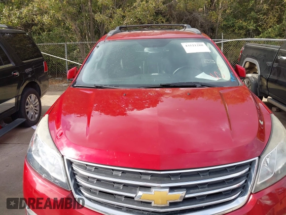✅ 2013 Chevrolet Traverse LT • VIN: 1GNKRJKD2DJ132737 • Lot: 43521288. Wystawiony na IAAI z przebiegiem 252 985 mil. Bezpłatny archiwum sprzedaży aukcyjnych z USA i szczegółowy raport historii pojazdu na DreamBid. Zdjęcie 6.
