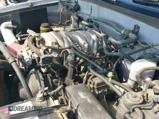 ✅ 2000 Toyota Tundra SR5 • VIN: 5TBRT3410YS033424 • Lot: 43053038. Listed on IAAI with 242,597 mi. Free auction sales archive from the USA and detailed vehicle history report at DreamBid. Image 12.