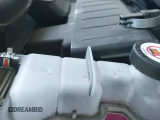 ✅ 2019 Toyota Highlander Hybrid XLE • VIN: 5TDJGRFH2KS077843 • Лот: 42533169. Опубликован ранее на IAAI с пробегом 135 548 миль. Бесплатный доступ к архиву аукционных продаж из США и подробный отчёт об истории автомобиля на DreamBid. Изображение 19.